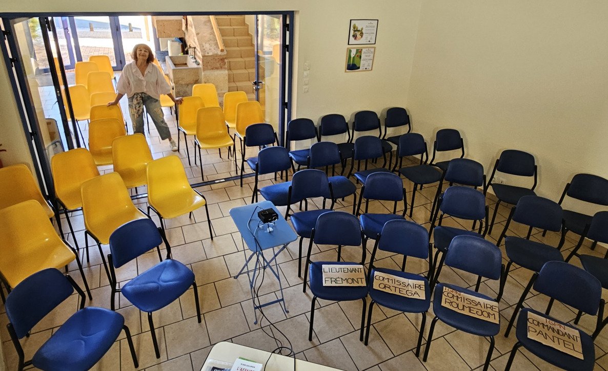 46 personnes inscrites. 4 personnes excusées.