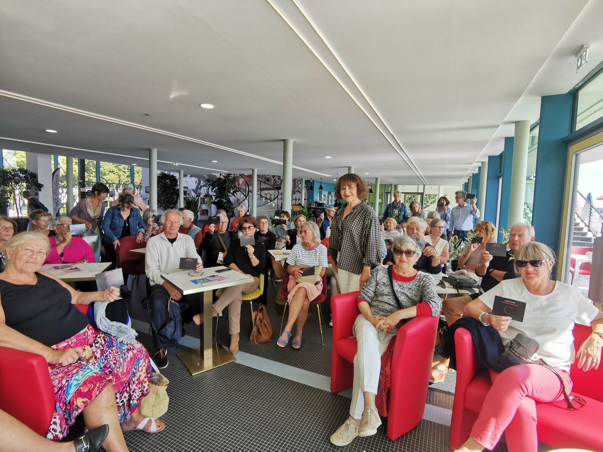 50 personnes au lieu de 20 habituellement.