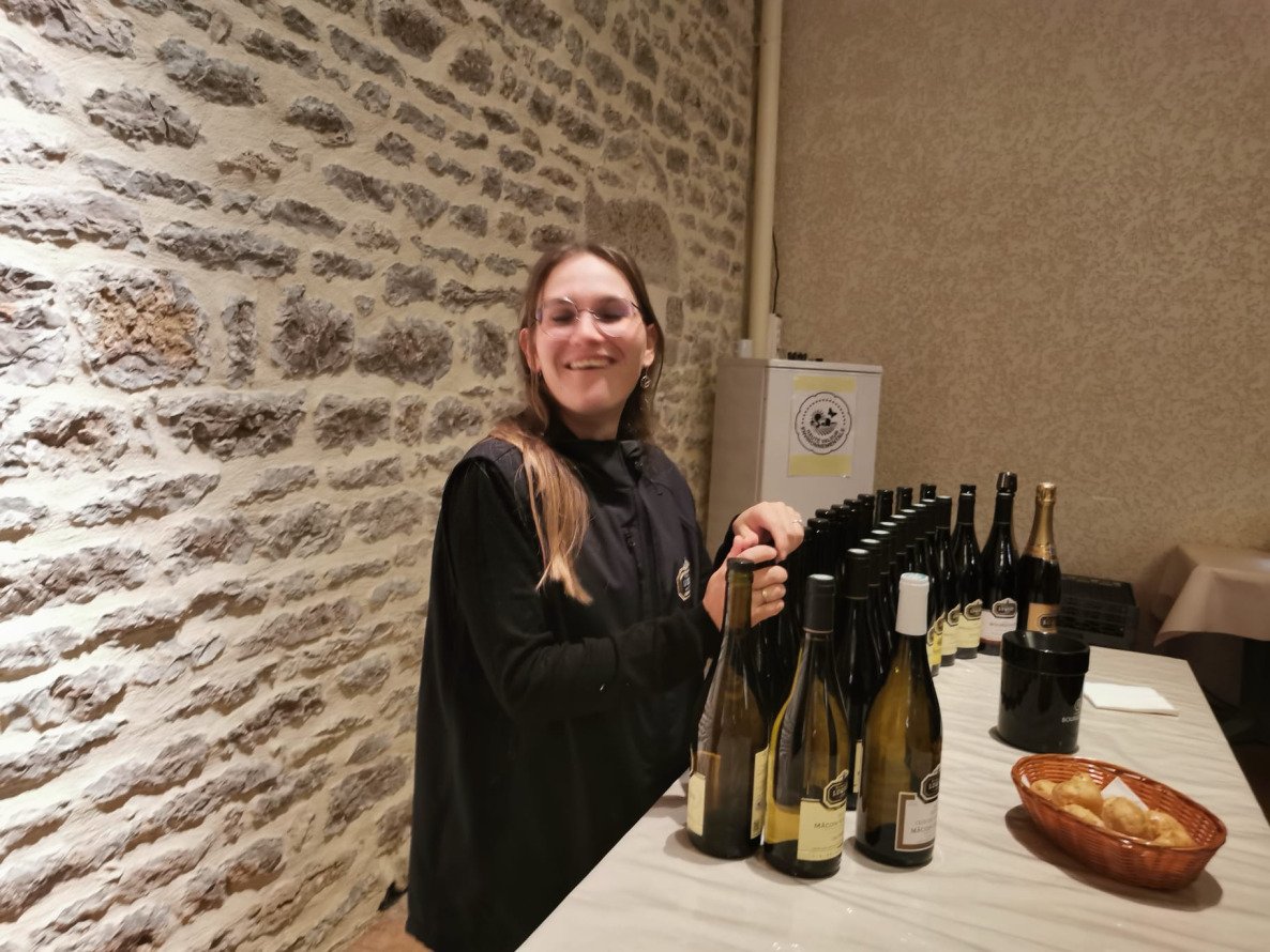 WhatsApp Image 2025-11-14 à 10.00.42_0c5556c6.jpg